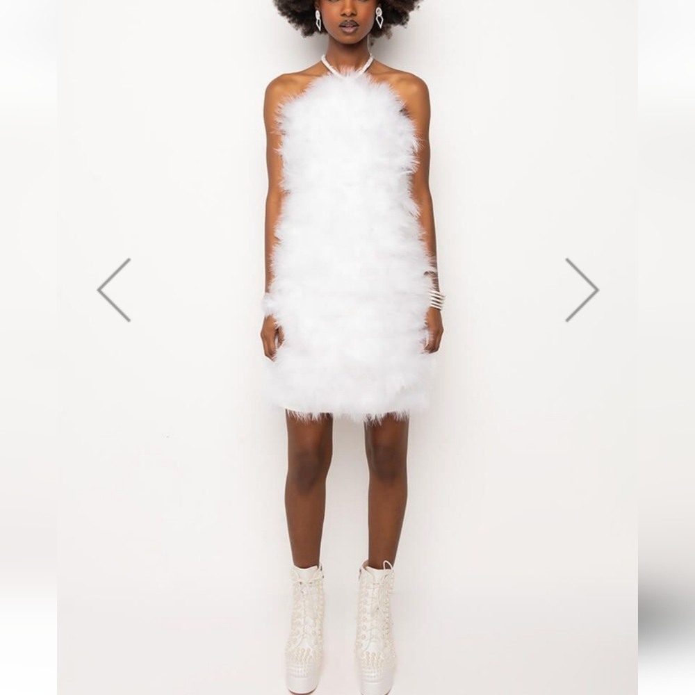 NWT Akira Sold Out , Gorgeous , Soft , Fluffy , White Clouds Feather Dress - Picture 6 of 16